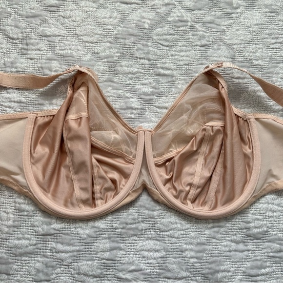Elomi Cate Satin Lace Detail Bra - Picture 7 of 8